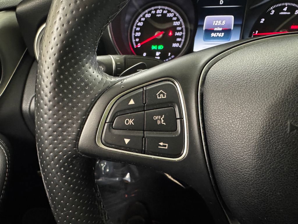 Used 2015 Mercedes-Benz C 300 4MATIC Sedan image 24