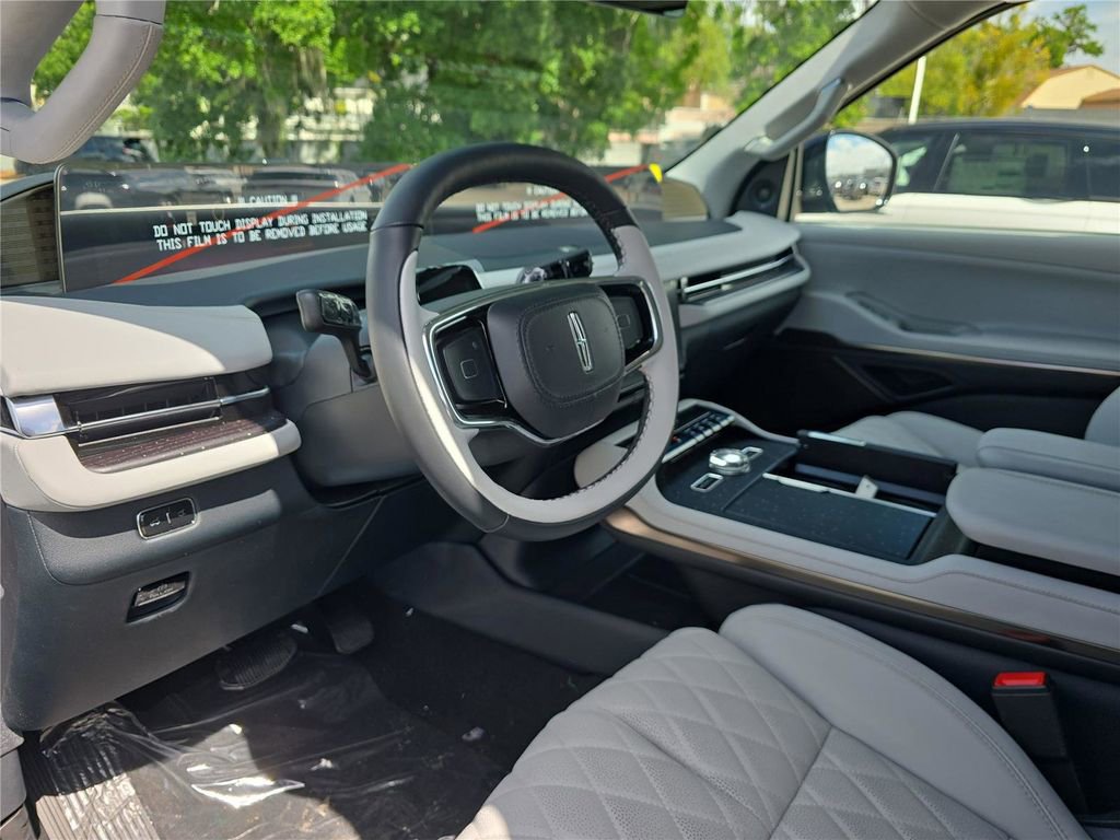 New 2026 Lincoln Navigator Black Label AWD/4WD image 19
