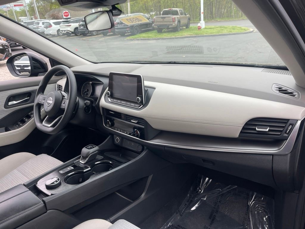Certified 2023 Nissan Rogue SV AWD/4WD image 13
