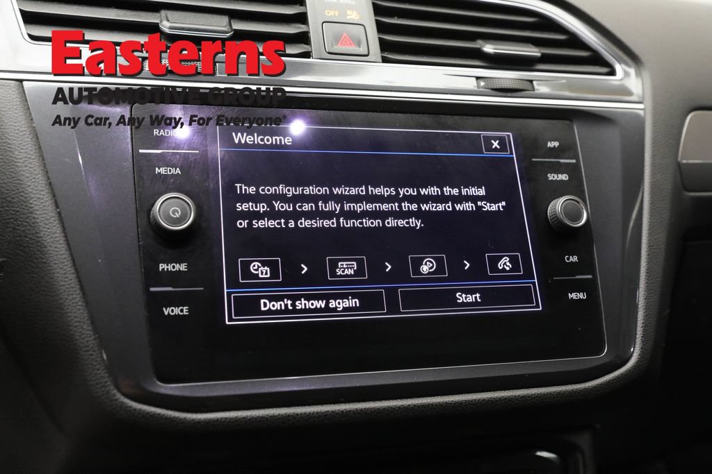 Used 2023 Volkswagen Tiguan SE AWD/4WD image 17