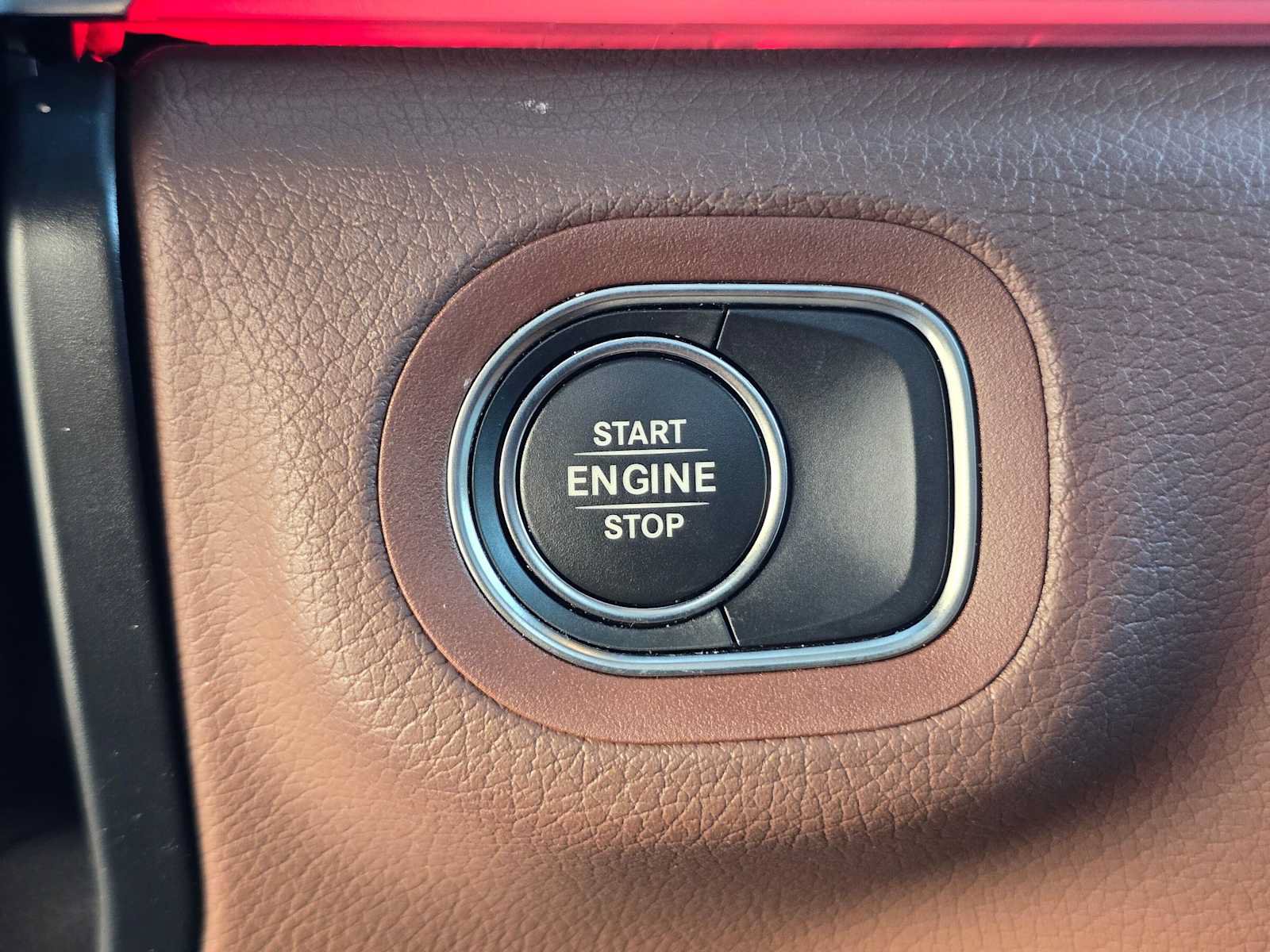 Used 2025 Mercedes-Benz GLE 450e 4MATIC image 35