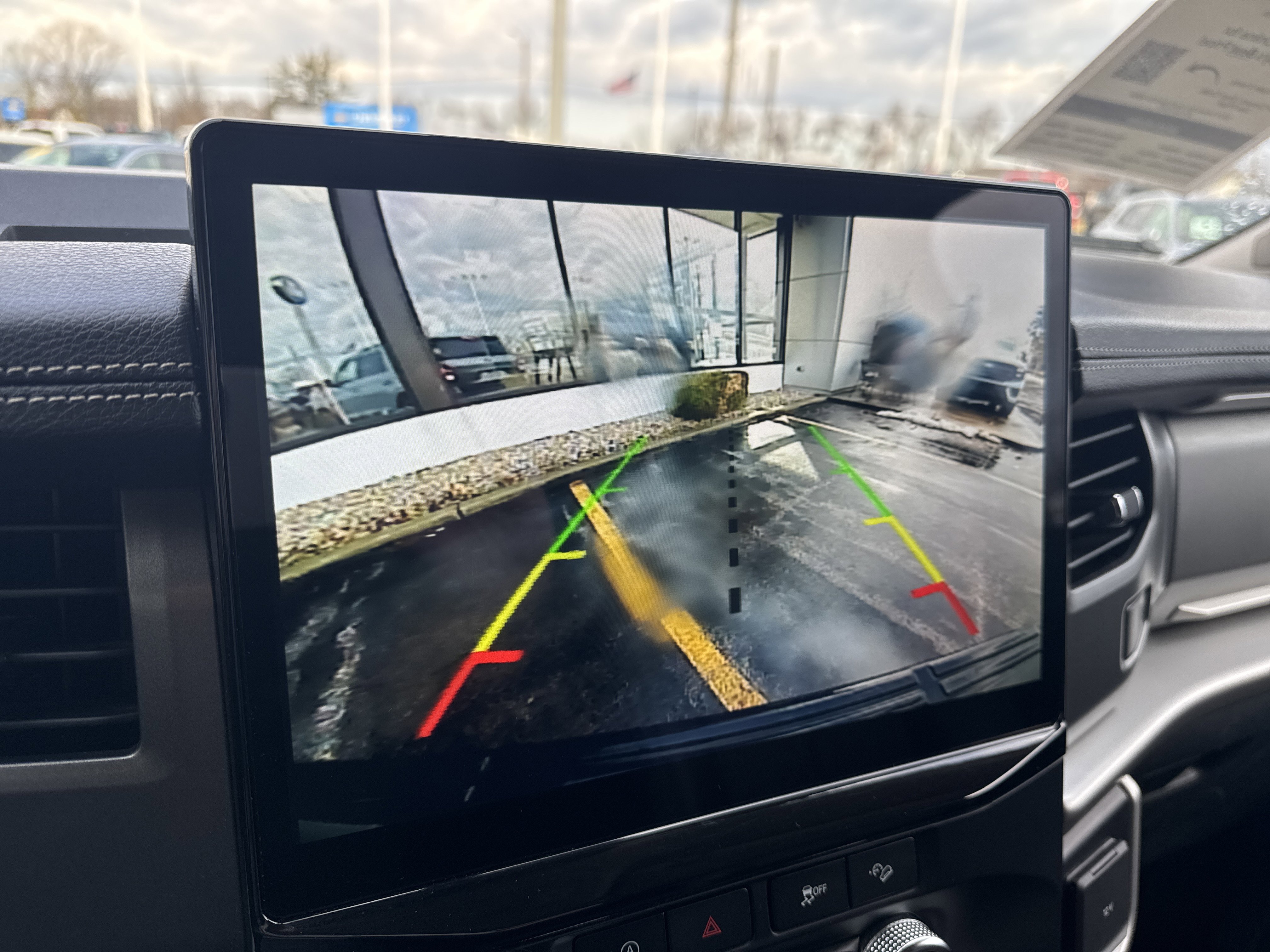 Certified 2024 Ford Expedition XLT AWD/4WD image 19