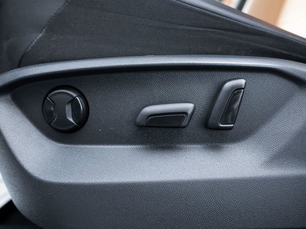 Used 2019 Volkswagen Tiguan SEL image 22