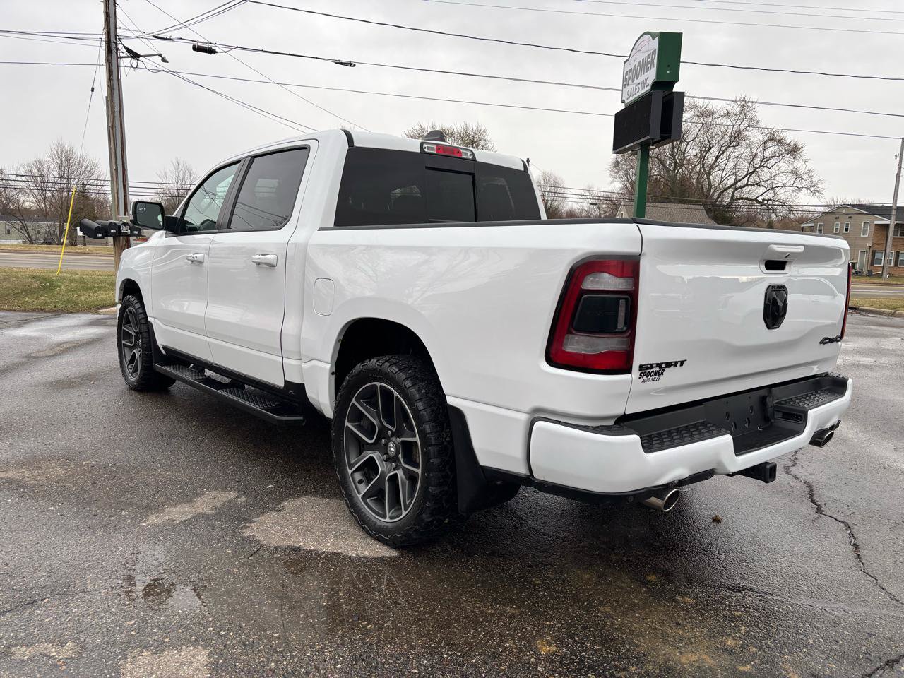 Used 2019 RAM 1500 Sport w/ Level 2 Equipment Group AWD/4WD image 3