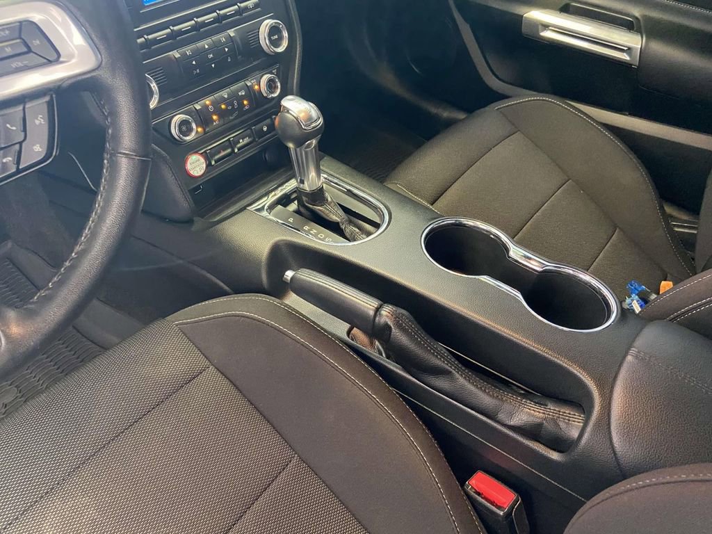 Used 2017 Ford Mustang Coupe image 18