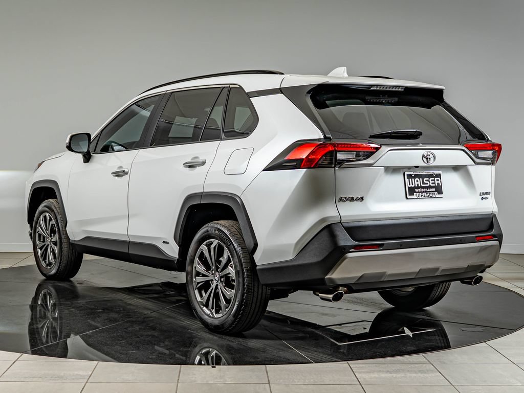 Used 2025 Toyota RAV4 Limited w/ Advanced Technology Package AWD/4WD image 7