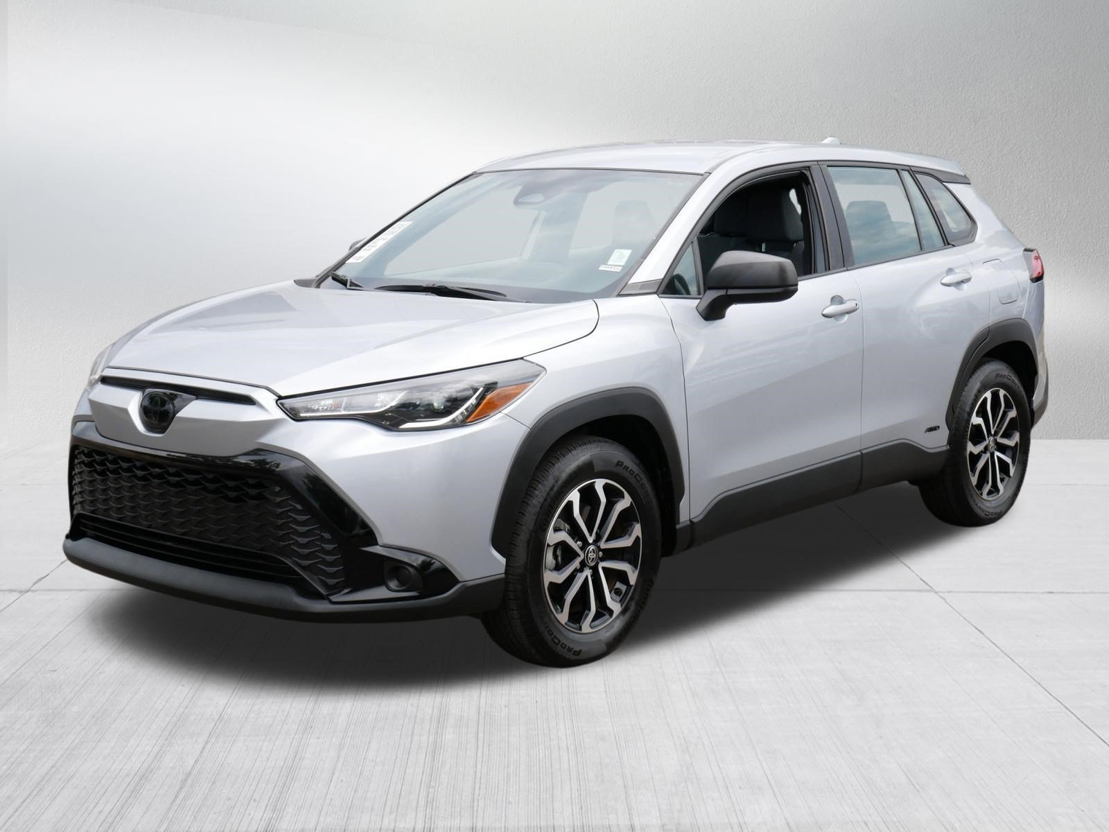 Used 2024 Toyota Corolla Cross AWD Hybrid image 3