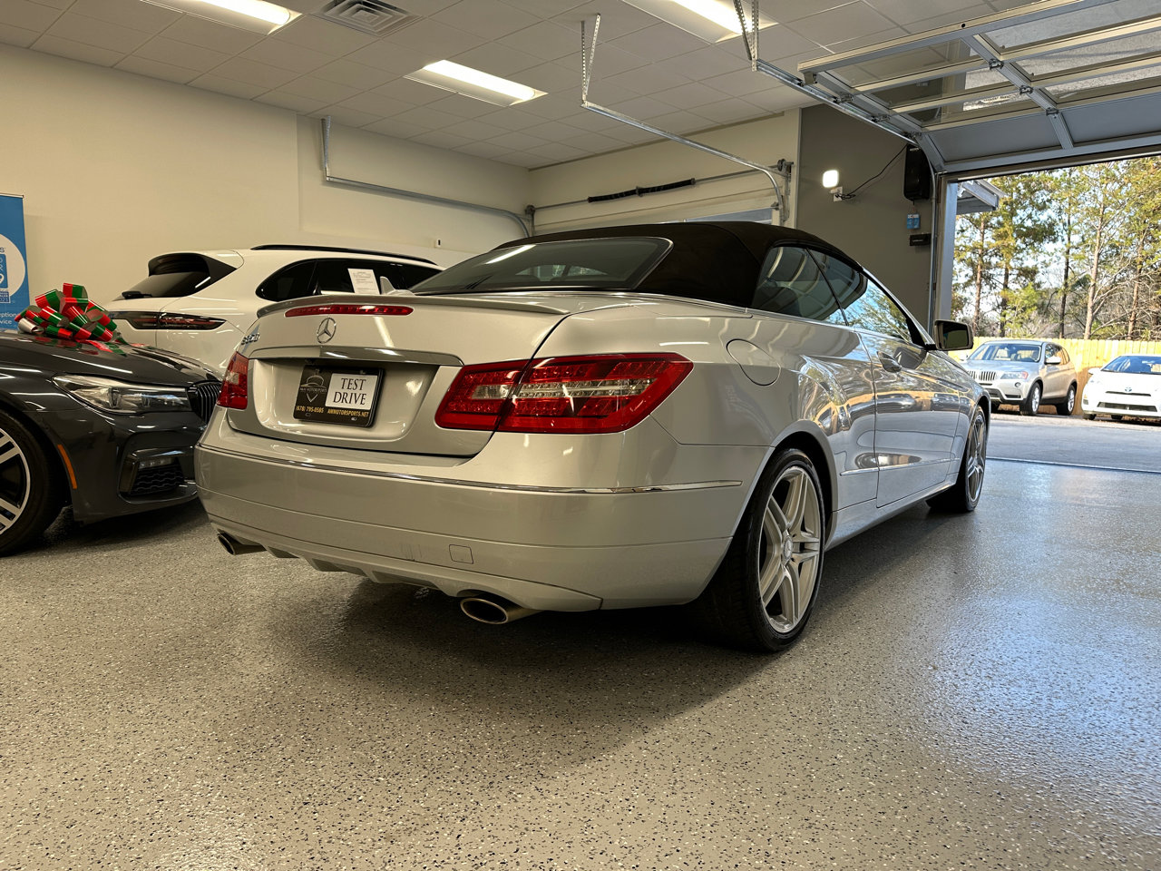 Used 2011 Mercedes-Benz E 350 Cabriolet image 10