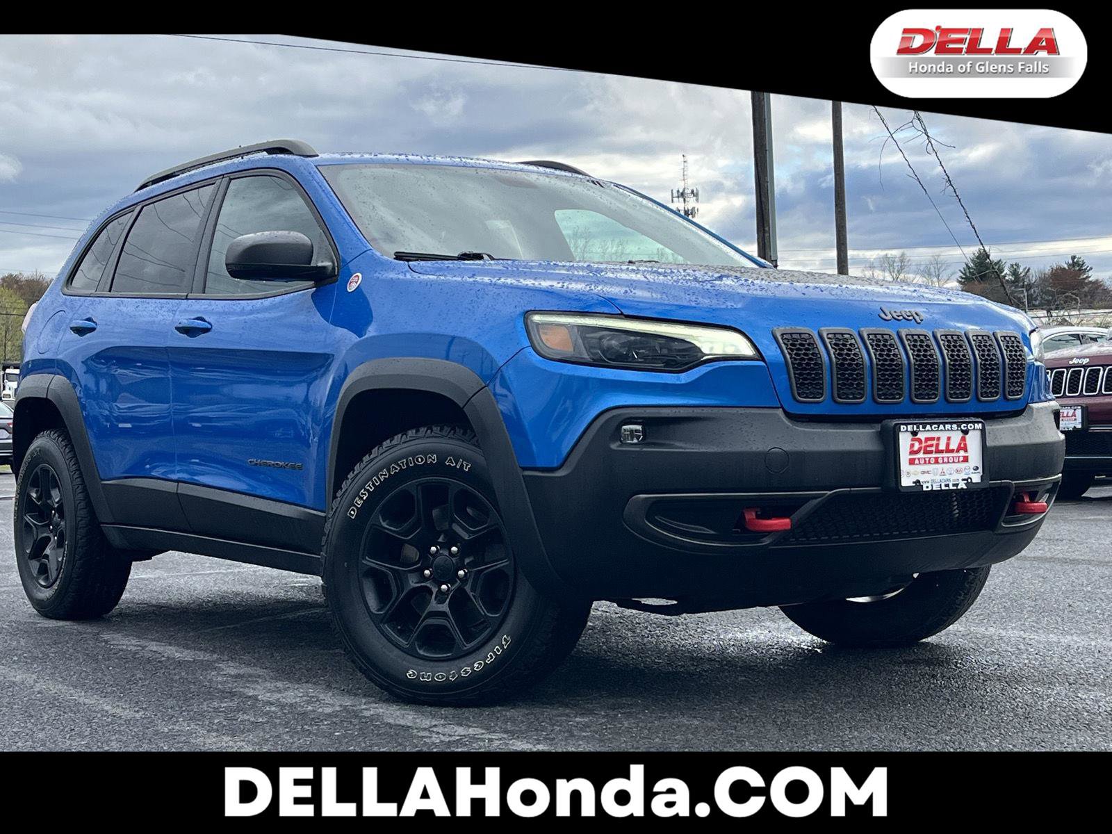 Used 2020 Jeep Cherokee Trailhawk AWD/4WD image 1