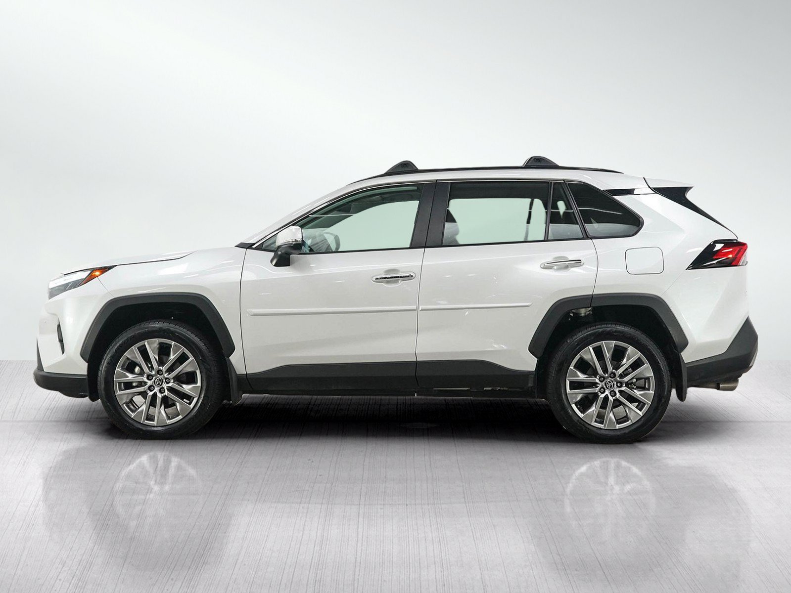 Used 2024 Toyota RAV4 Limited w/ Weather Package AWD/4WD image 2