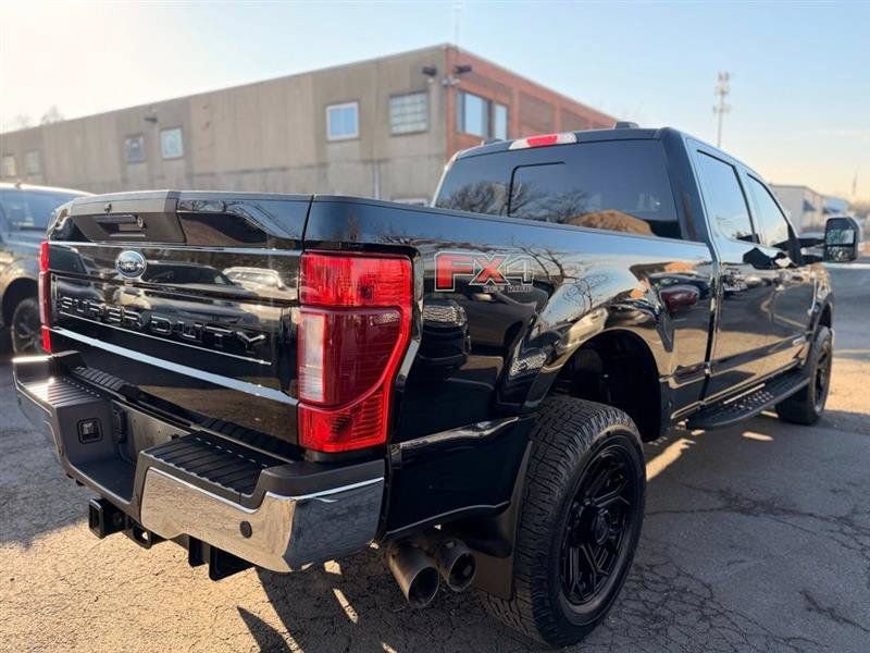 Used 2020 Ford F350 Lariat w/ Lariat Ultimate Package AWD/4WD image 3