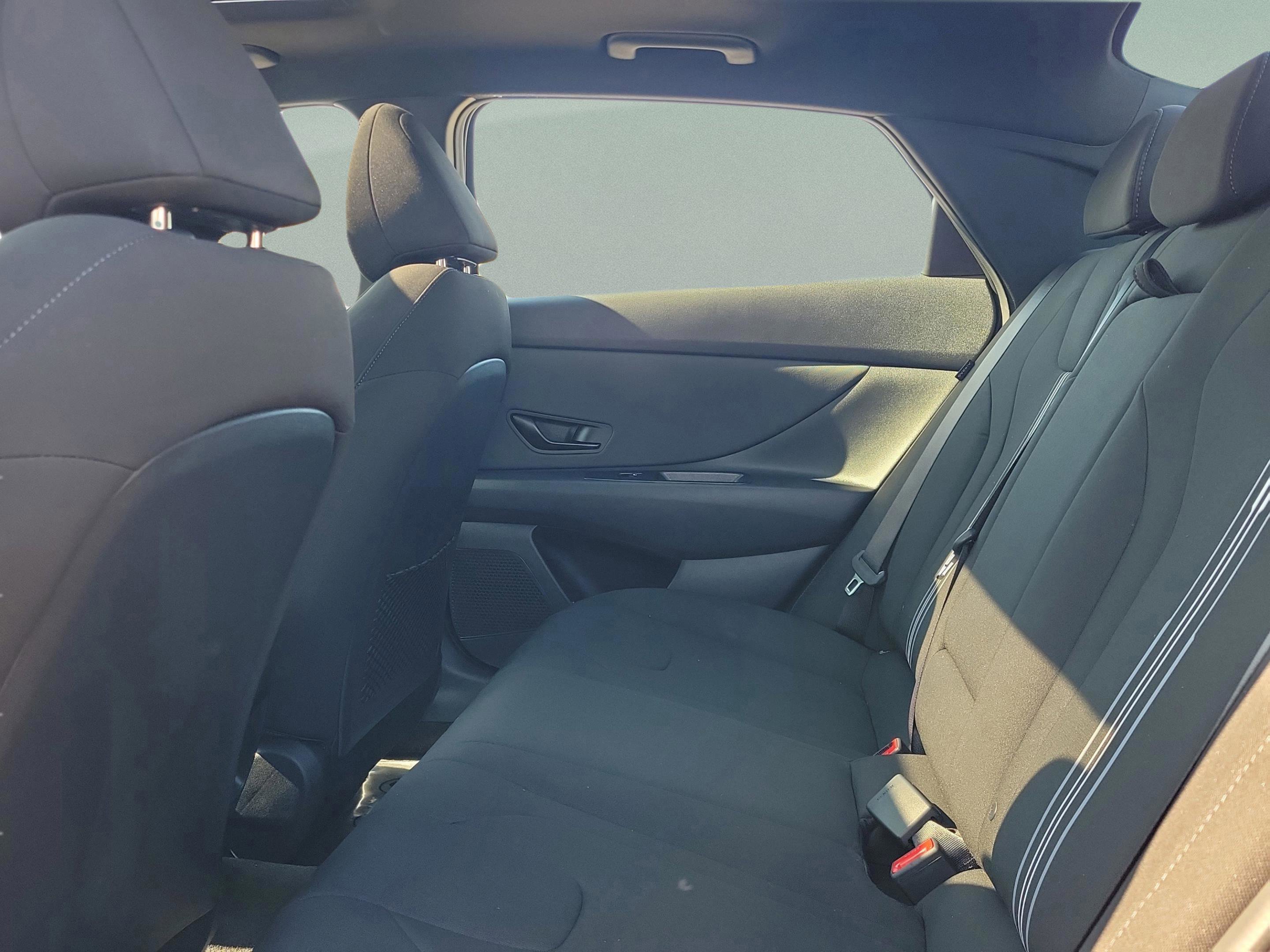 New 2026 Hyundai Elantra SEL Sport image 28