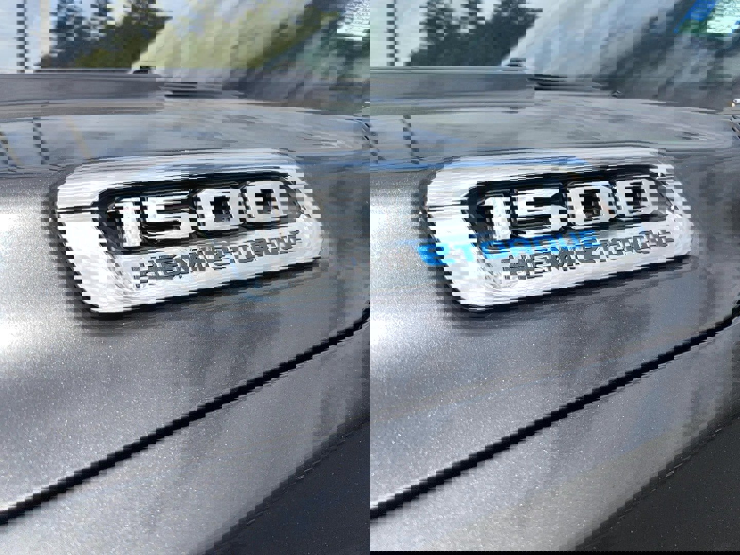 Used 2021 RAM 1500 Laramie AWD/4WD image 10