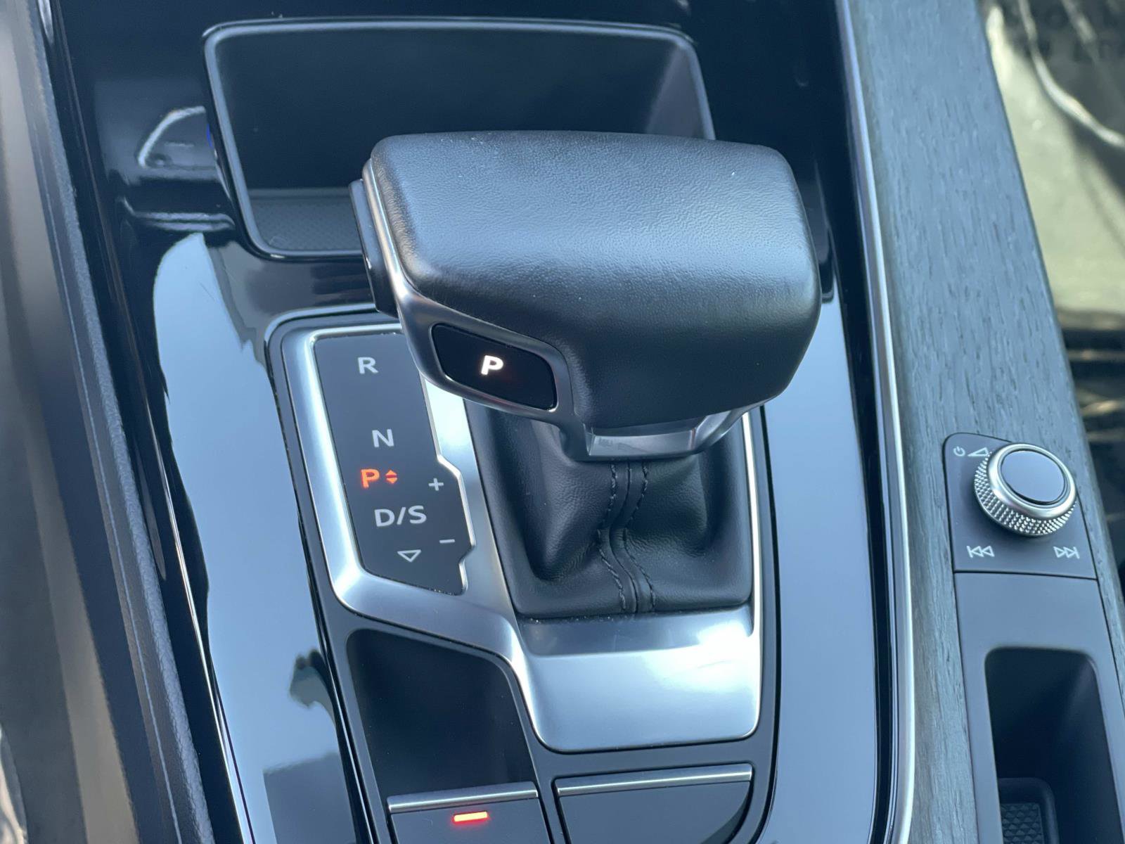 Used 2023 Audi A5 2.0T Premium w/ Convenience Package image 16