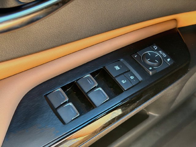 Used 2024 Lexus ES 350 w/ Technology Package FWD image 21