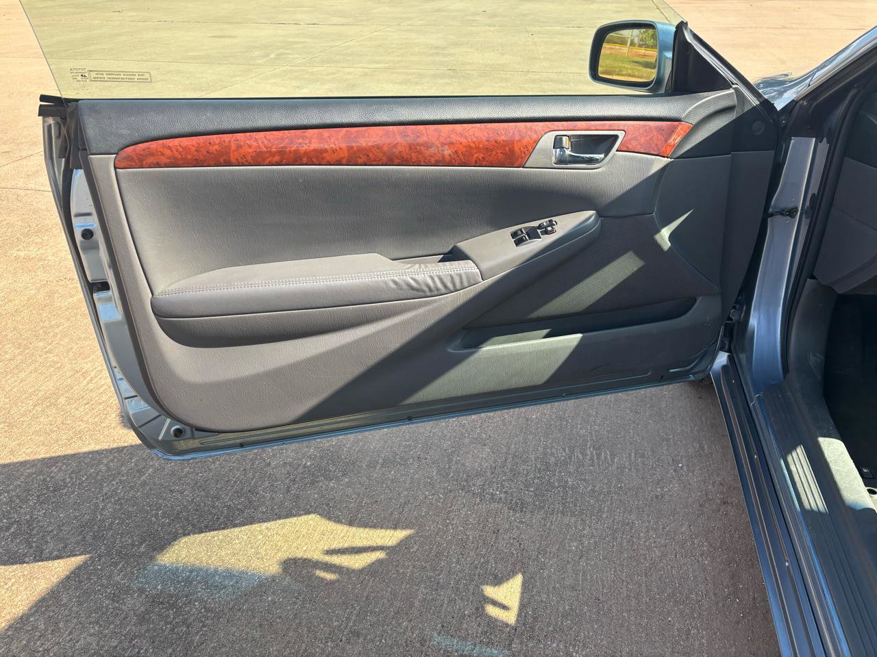 Used 2006 Toyota Solara SE image 22