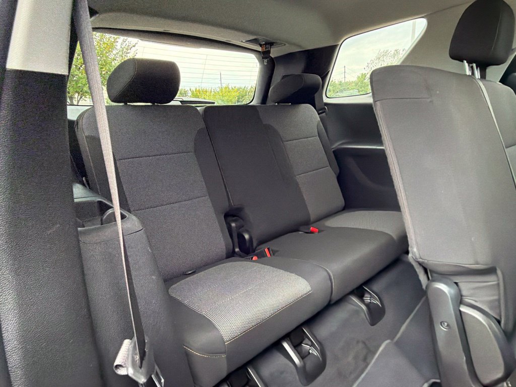 Used 2020 Chevrolet Traverse LS FWD image 33