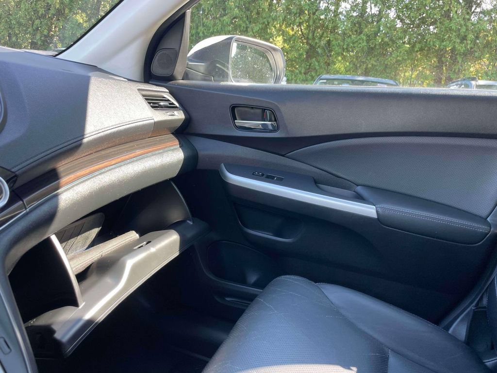 Used 2016 Honda CR-V Touring image 34
