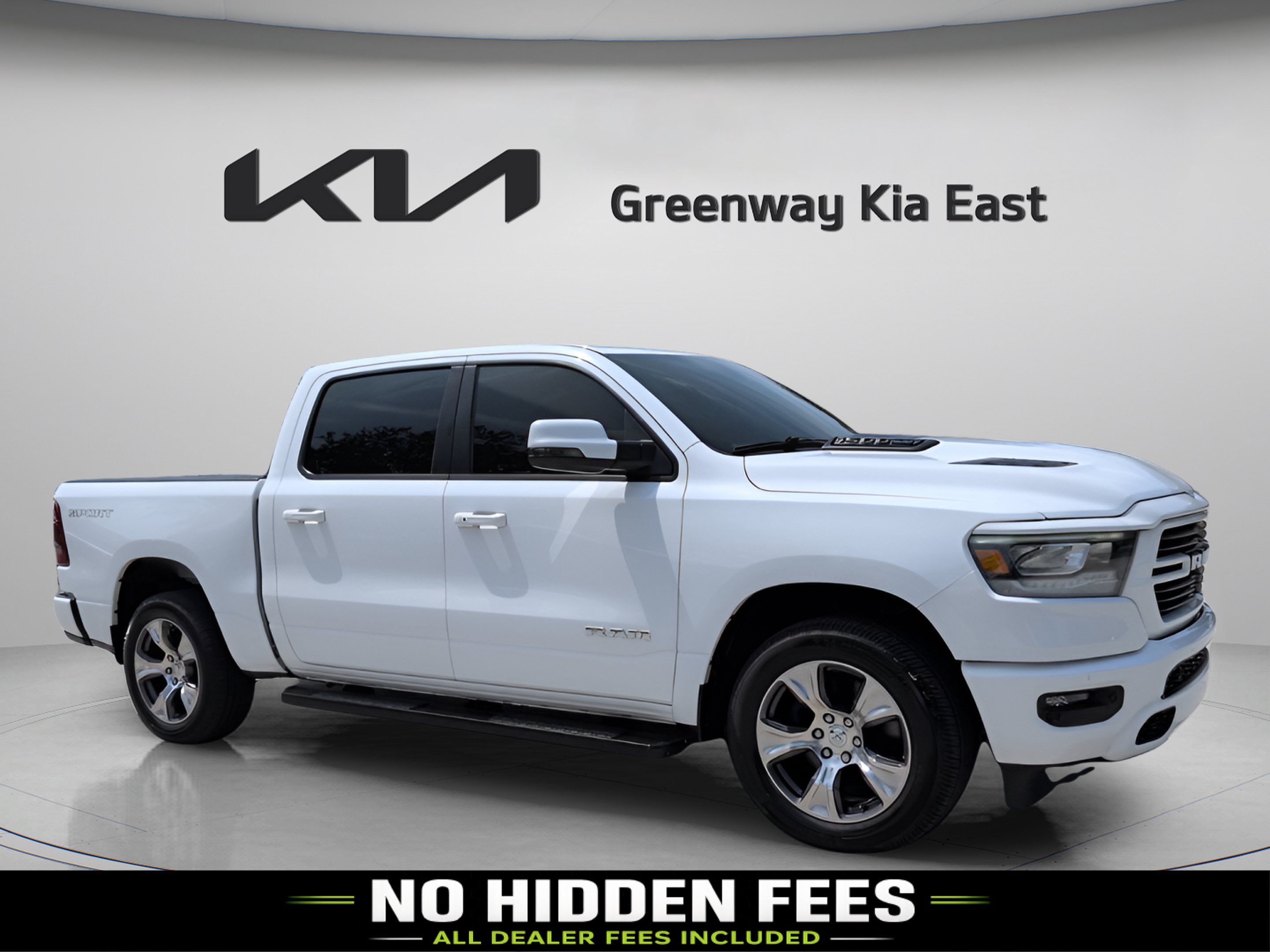 Used 2023 RAM 1500 Laramie RWD image 1