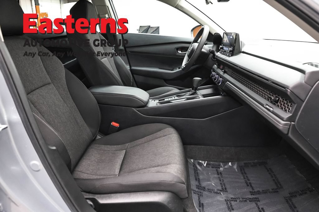 Used 2025 Honda Accord LX image 23