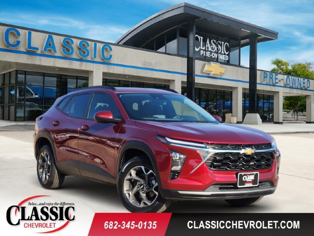 Used 2024 Chevrolet Trax LT w/ Driver Confidence Package FWD 360° Tour