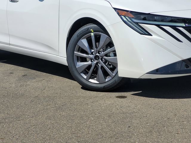 New 2026 Nissan Sentra SL FWD image 2