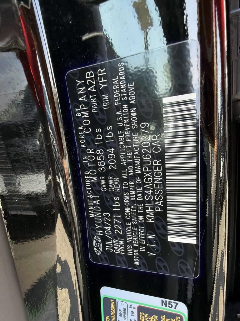 Certified 2023 Hyundai Elantra SEL w/ Convenience Package FWD image 17