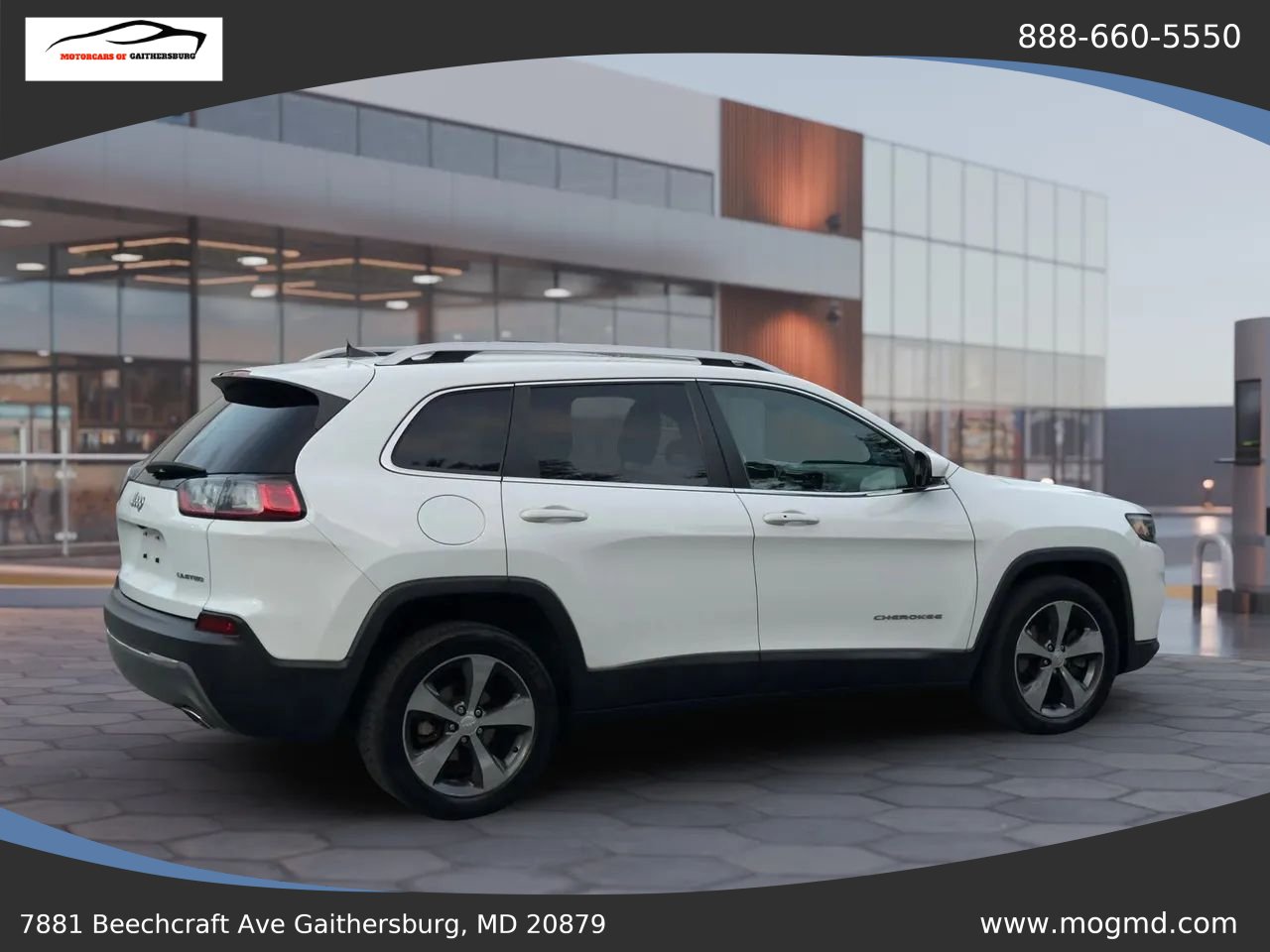 Used 2019 Jeep Cherokee Limited FWD image 14