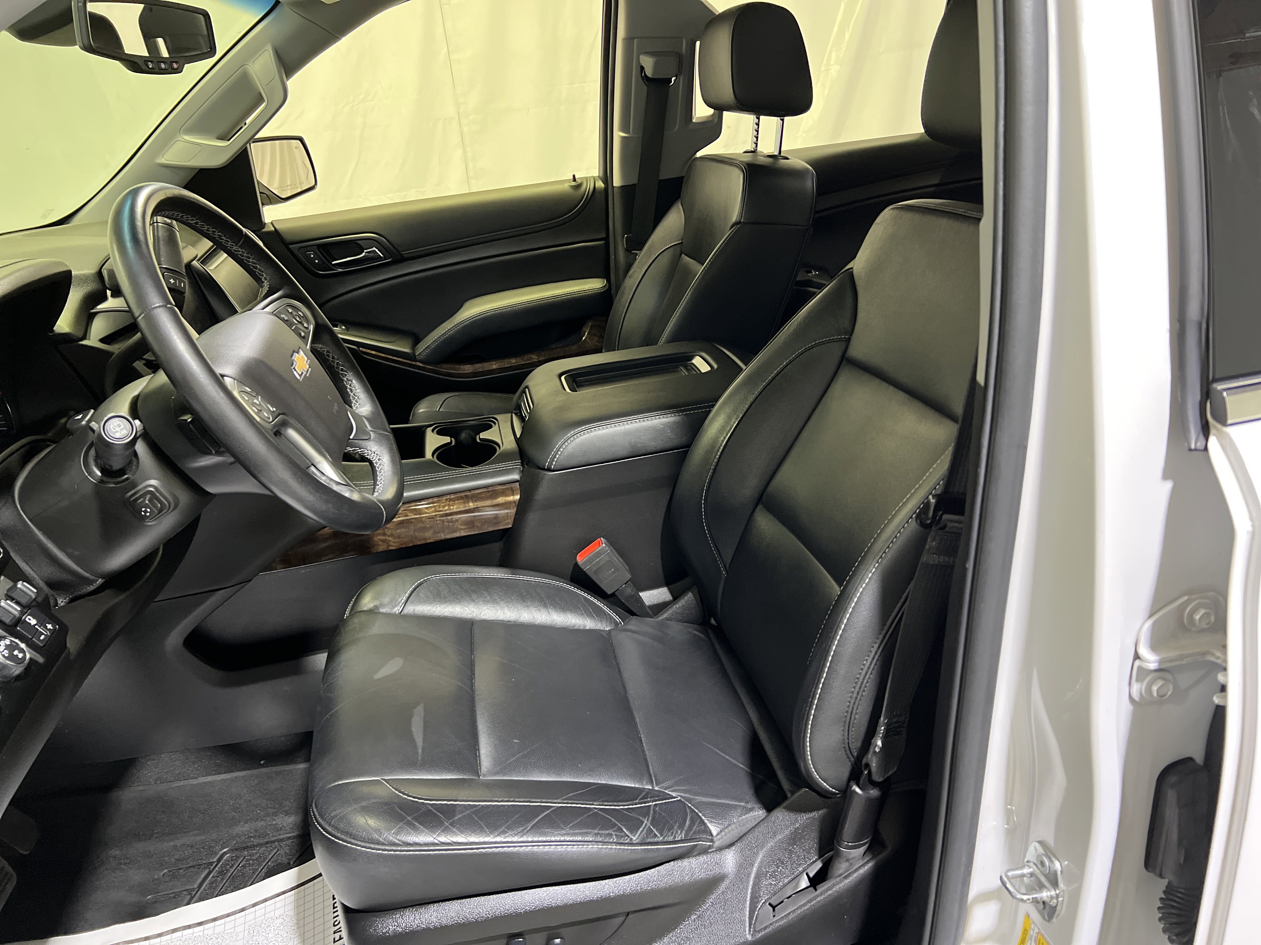 Used 2019 Chevrolet Tahoe LT AWD/4WD image 18