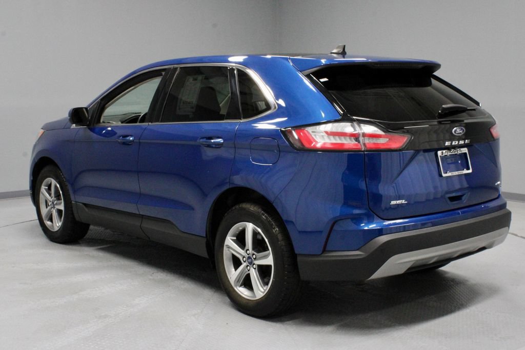 Certified 2022 Ford Edge SEL w/ Convenience Package AWD/4WD image 11