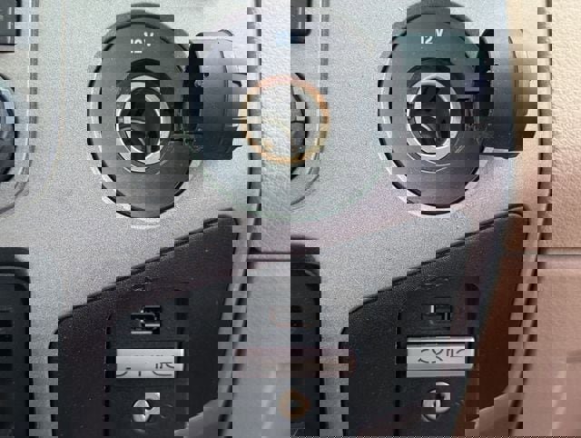 Used 2016 Ford F250 XLT w/ XLT Premium Package image 19