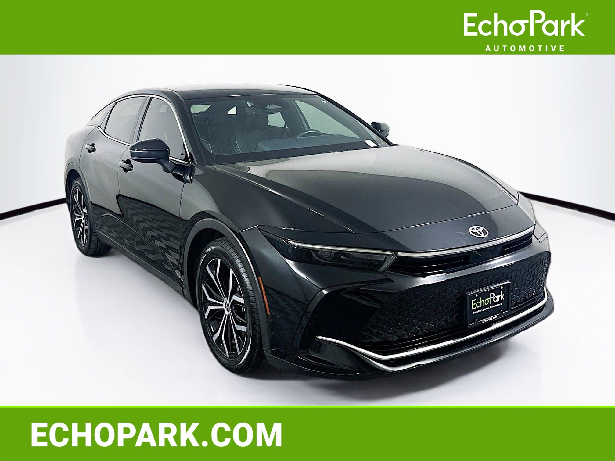 Used 2023 Toyota Crown XLE