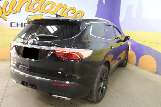 Used 2023 Buick Enclave Essence w/ Sport Touring Edition AWD/4WD image 8