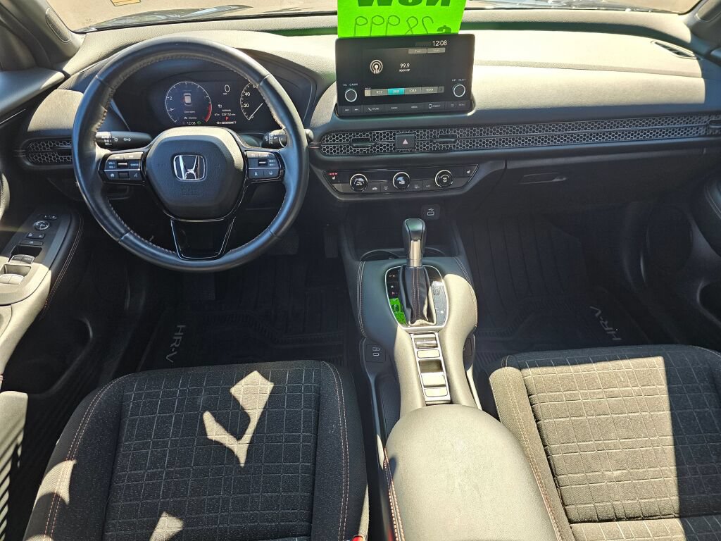 Used 2024 Honda HR-V Sport image 15