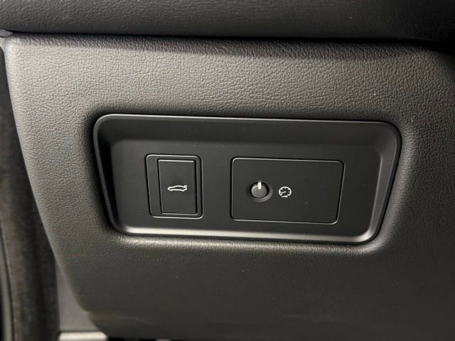 New 2024 Jaguar XF R-Dynamic SE image 36