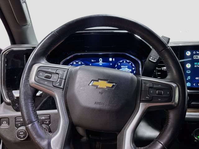 Used 2022 Chevrolet Silverado 1500 LT AWD/4WD image 11