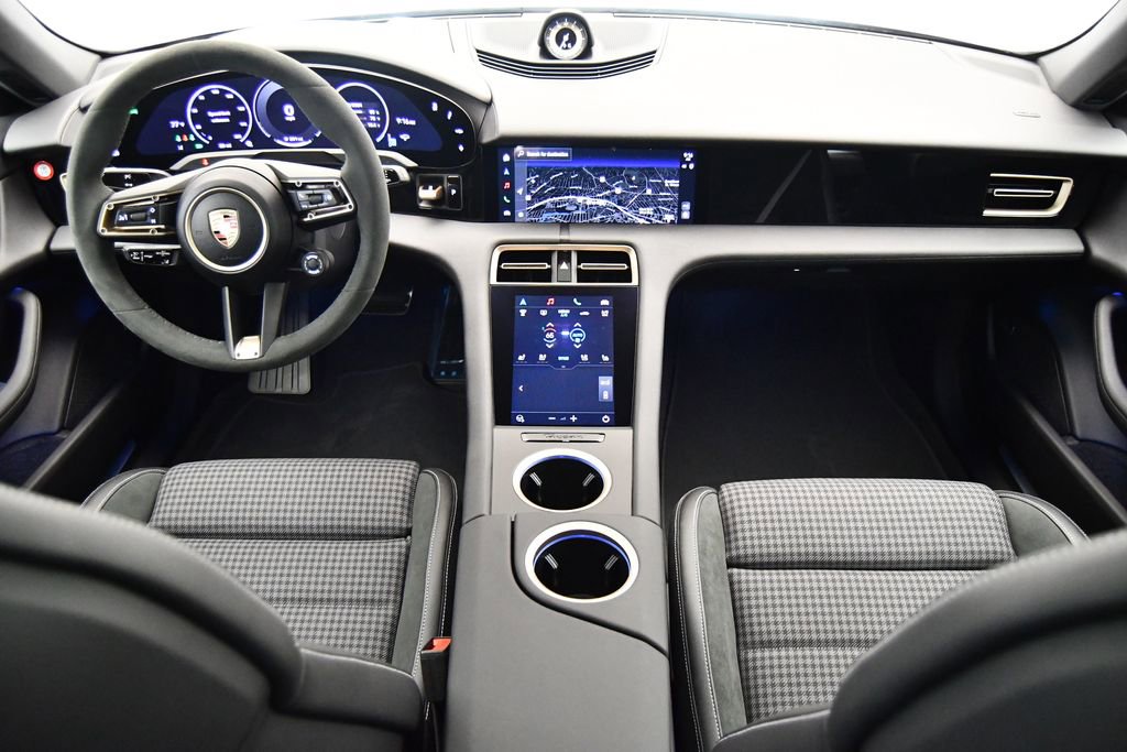 Certified 2025 Porsche Taycan 4S image 24