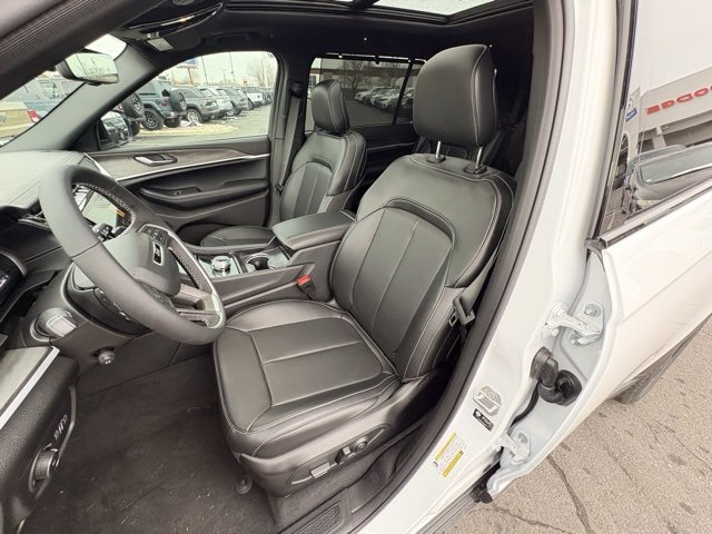 New 2025 Jeep Grand Cherokee L Limited w/ Luxury Tech Group II image 20