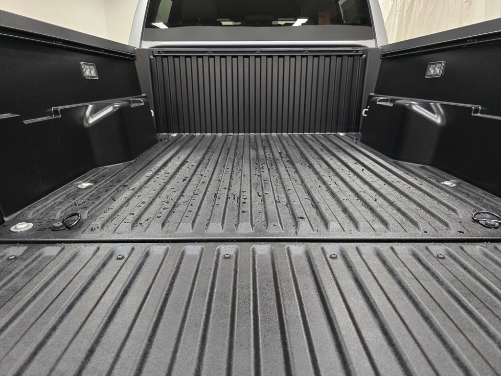 New 2025 Toyota Tacoma 4x4 Double Cab image 18