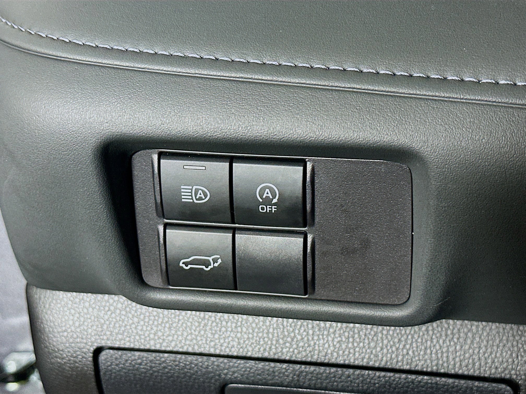 Used 2024 Toyota Highlander XLE image 16