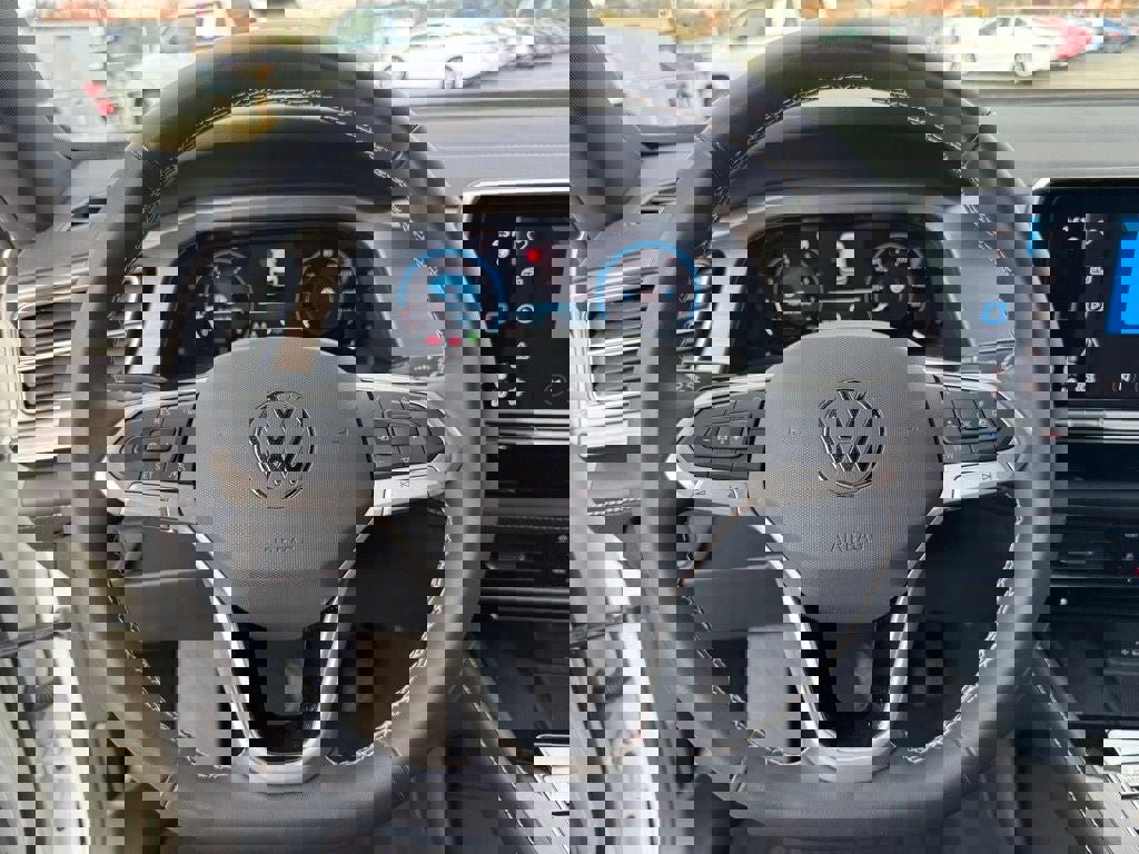 Used 2024 Volkswagen Atlas Cross Sport SE image 22