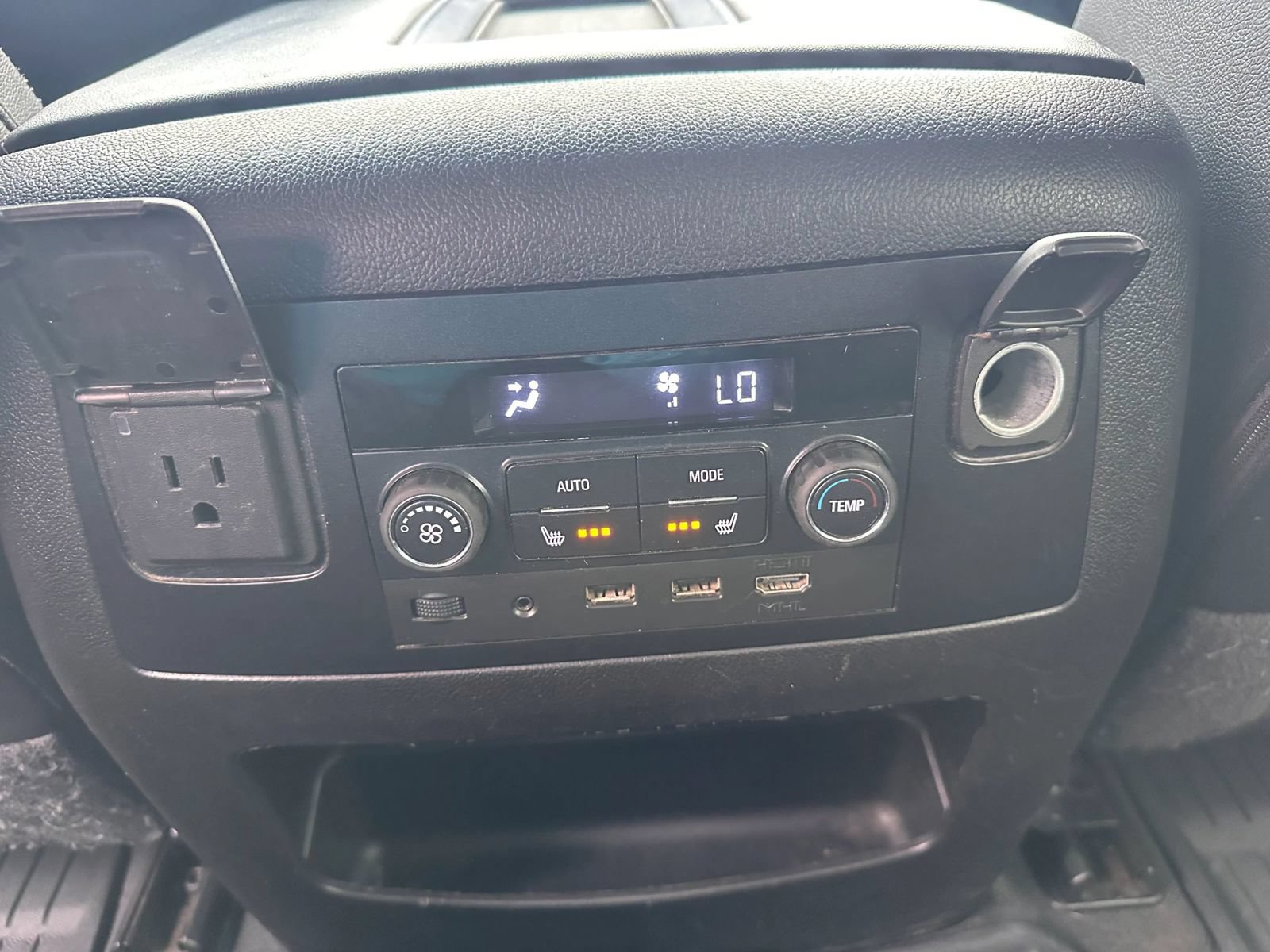 Used 2019 Chevrolet Tahoe LT AWD/4WD image 19