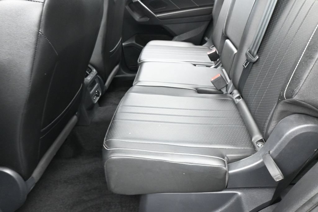 Used 2023 Volkswagen Tiguan SE FWD image 33