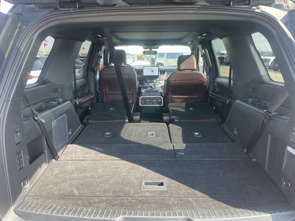 Used 2023 Ford Expedition Limited image 38