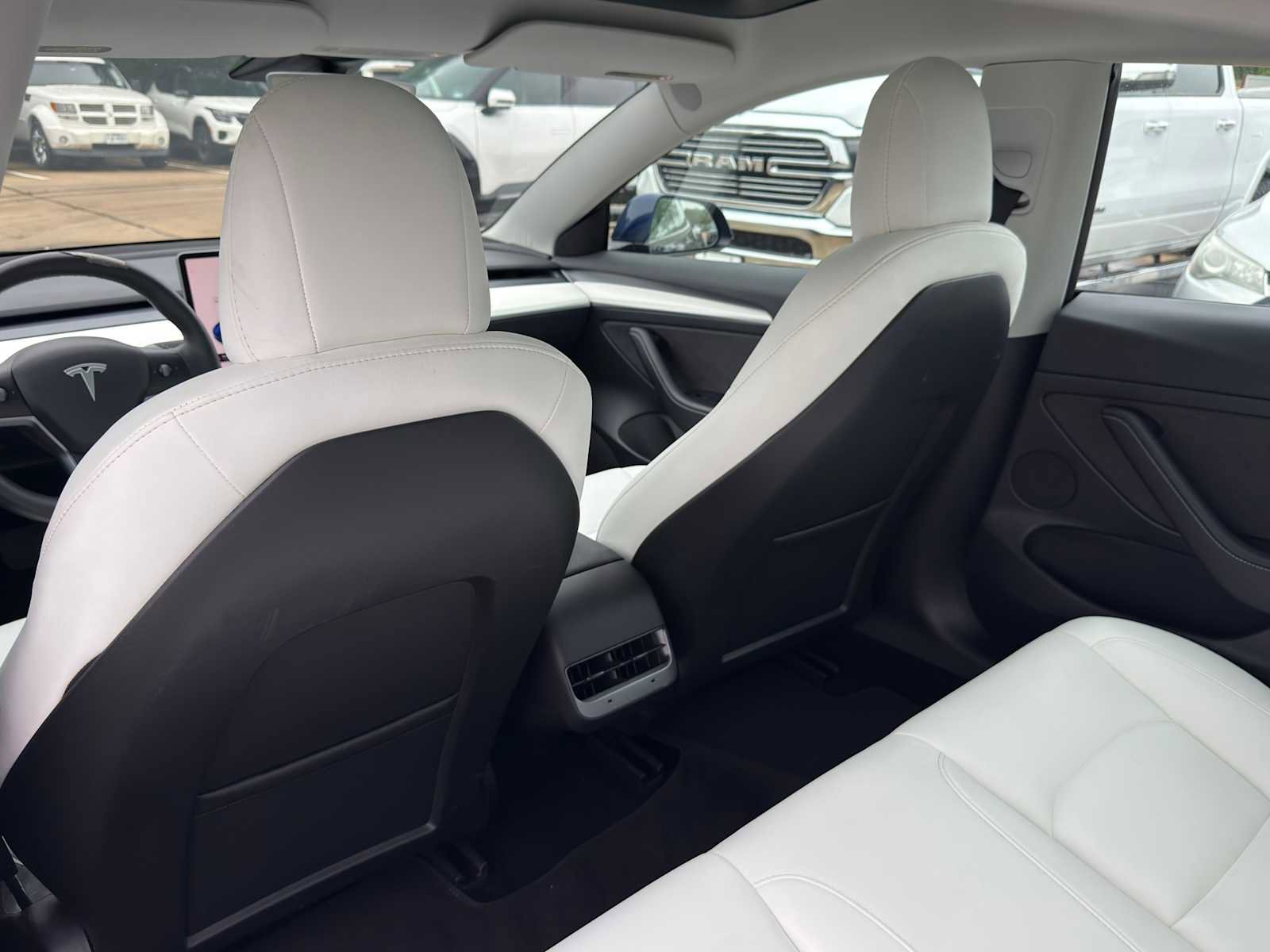 Used 2023 Tesla Model 3 Standard Range image 20