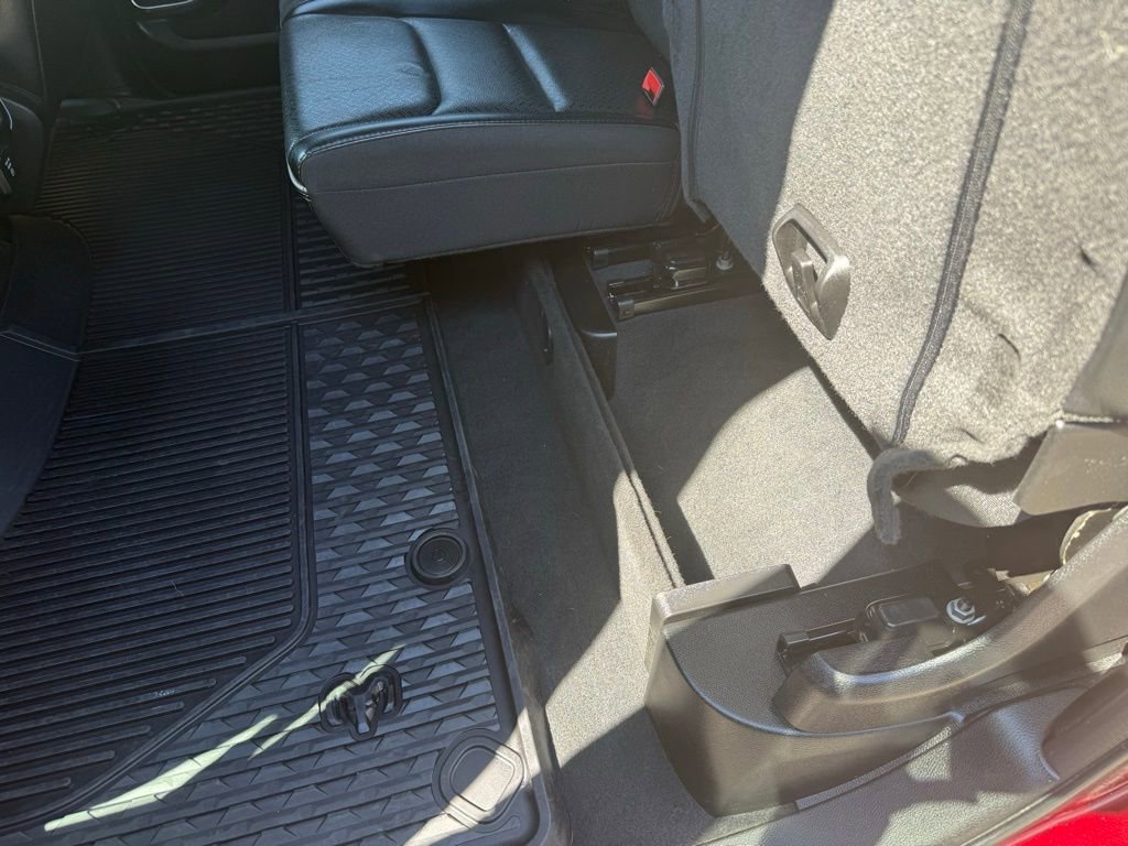 Used 2019 RAM 1500 Laramie w/ Sport Appearance Package image 24