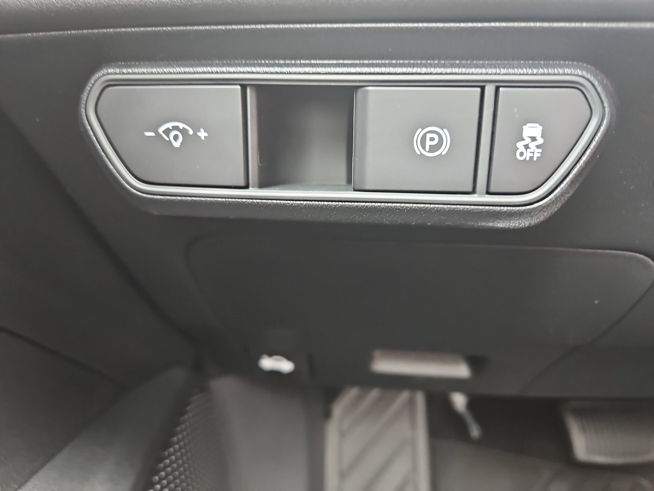 New 2026 Kia K4 FWD image 31