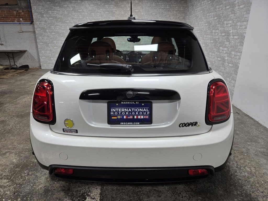 Used 2024 MINI Cooper SE image 39