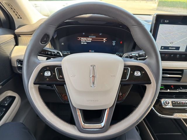 Used 2023 Lincoln Corsair FWD w/ Equipment Group 101A image 11