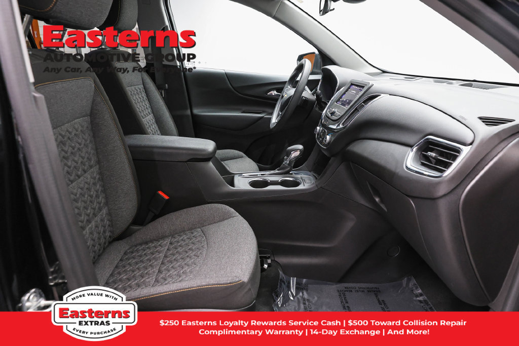 Used 2024 Chevrolet Equinox LT FWD image 24